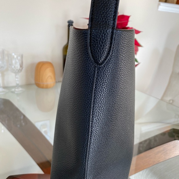 The Row inspired tote similar to the Park N/S tote in Medium. - Picture 5 of 13